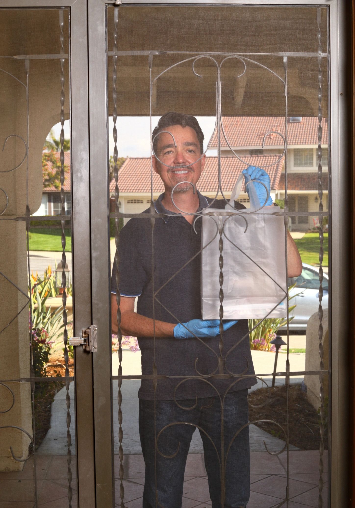 happy customer pest free home